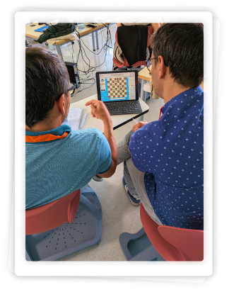 Entrenadores de ajdrez utilizando plataforma de ajedrez online